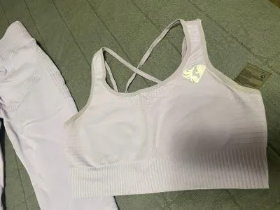 Power Seamless Set - Image 7