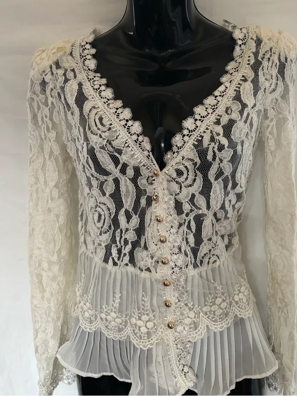 Lace Button - Image 2