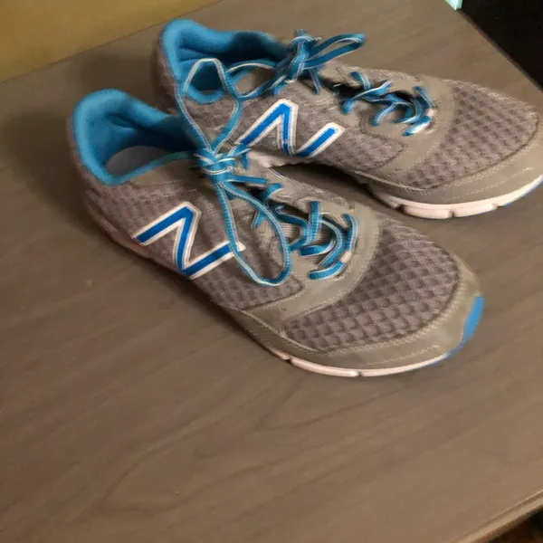 New Balance 630V2 sneakers size 10 great shape gray and teal breathable comfort - Image 2