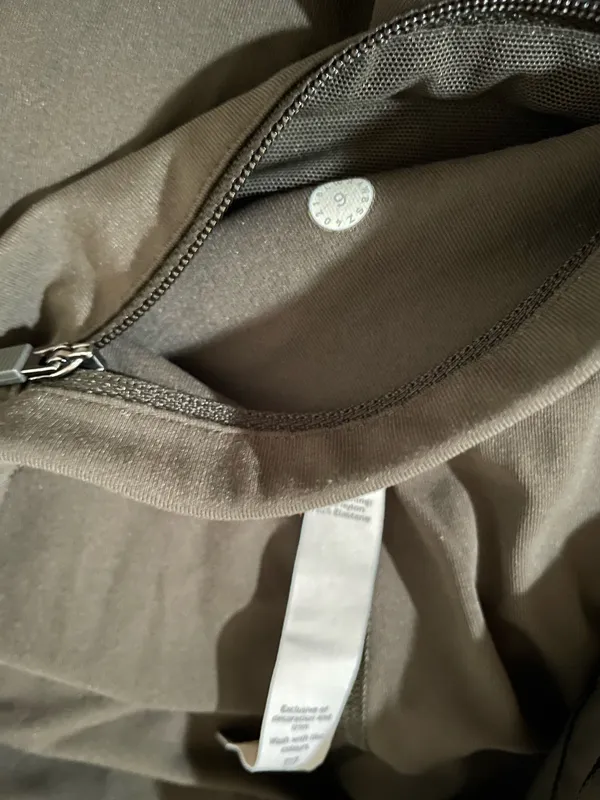 Lululemon Speed Up Tight (Luxtreme, 28" Inseam), Dark Olive great condition - Image 12