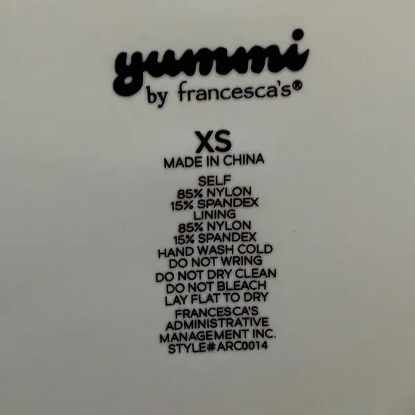 Yummi by Francesca's White Short Sleeve Crew Neck Slim Fit Tee Shirt XS ARC0014 - Image 2