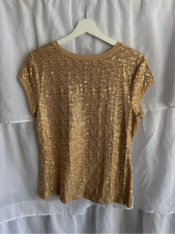 Eight Sixty Sequin Top - Image 3