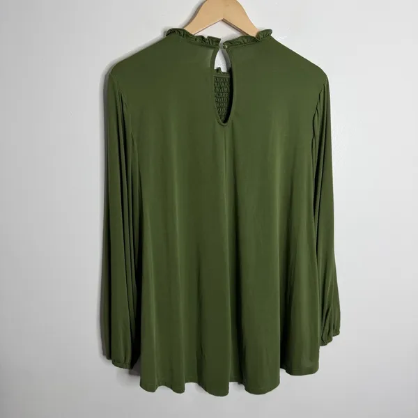 NWOT Lularoe Blouse Green Balloon Sleeves Large‎ Ruffle Neckline Flowy Casual - Image 3