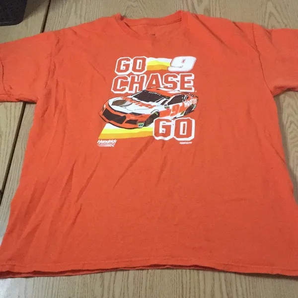 Hooters Vintage Nascar #9 Chase T-shirt Size Youth XL Fit Womens Med-Lrg Men S-M - Image 3