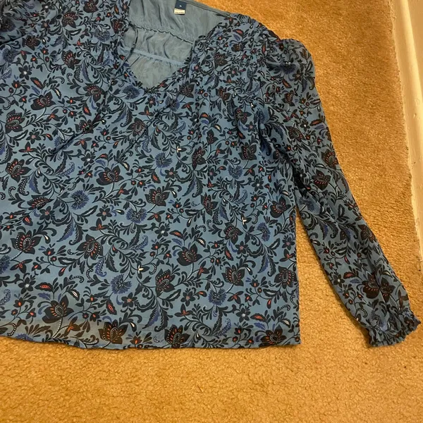 Floral Blue Old navy Women's Top - Image 2