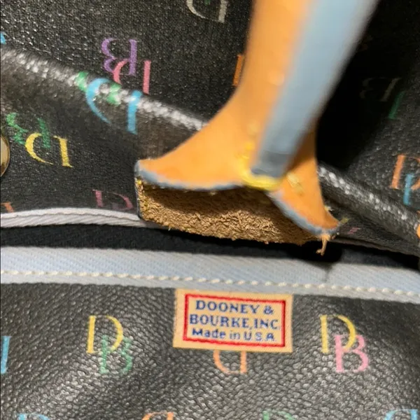 Dooney & Bourke Satchel - Image 11