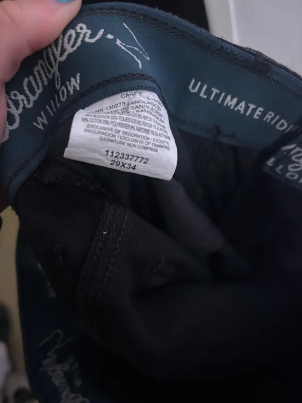 Black Bootcut Wrangler Jeans - Image 3