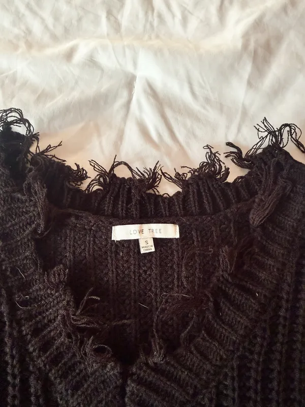 Love Tree Black Distressed V-Neck Sweater Size Small - Image 3