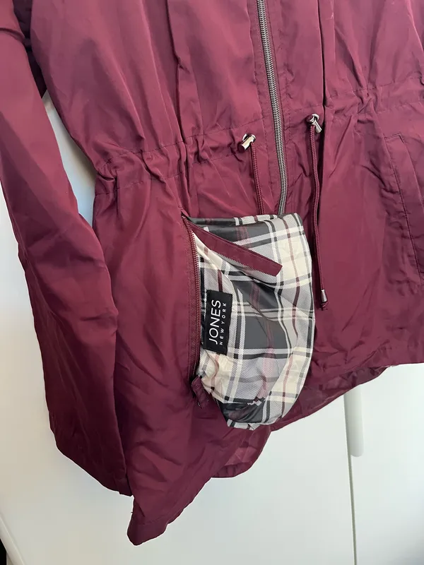 Jones New York Maroon Rain Parka Pocket Jacket Medium - Image 3
