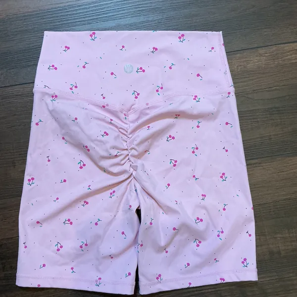 Astoria Activewear Cherry Print Scrunch Butt Biker Shorts Pink Large Workout - Image 3