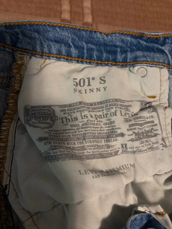 Levi’s 501 High-Rise Jeans - Image 4