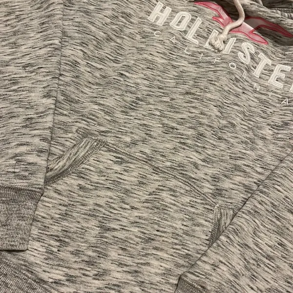 Thick Hollister hoodie for women, size medium - Image 2