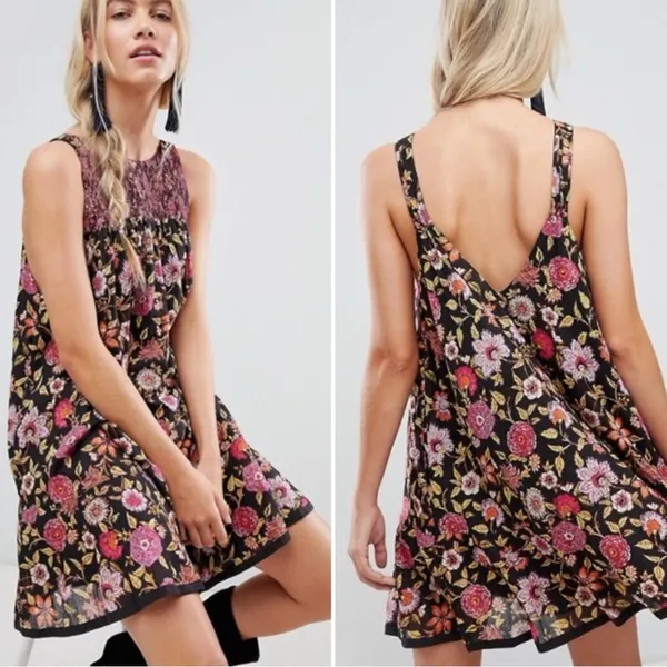 Free People Bohemian Dainty Retro 70s Floral Swing Dress Size Large Flowy - Image 4
