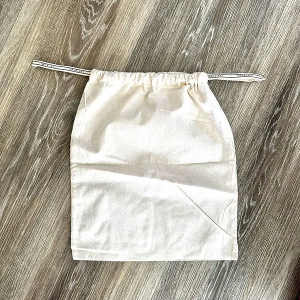 Tory Burch drawstring dust bag - Image 4
