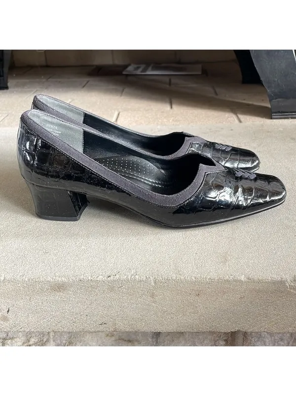 J. Renee black tortoise shell pattern heels sz 7 - Image 6
