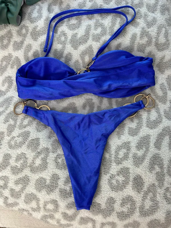 Bikini - Image 2