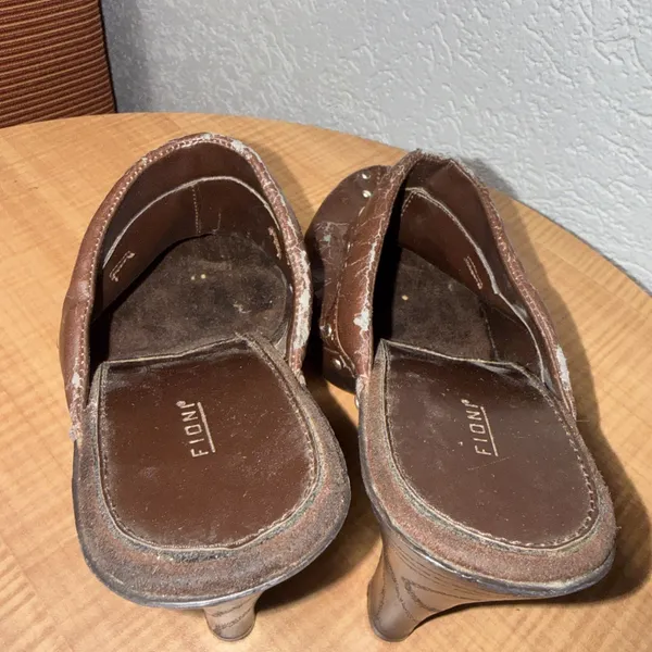 Vintage‎ Y2K Fioni Brown Boho Studded Mule Festival Faux Leather Heels 8.5 - Image 9