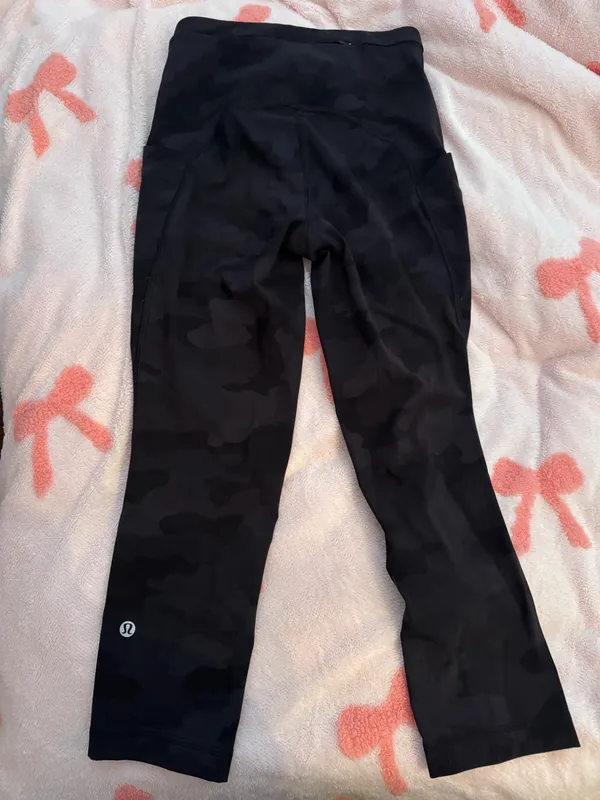 Camo Lululemon Leggings - Image 2