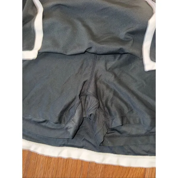 Nike black and white athletic skort size large - Image 5