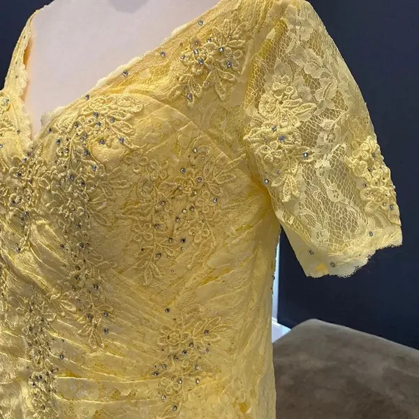 Women’s Yellow Lace Full Length Dress Mother of the Bride Small Train Size L - Image 3