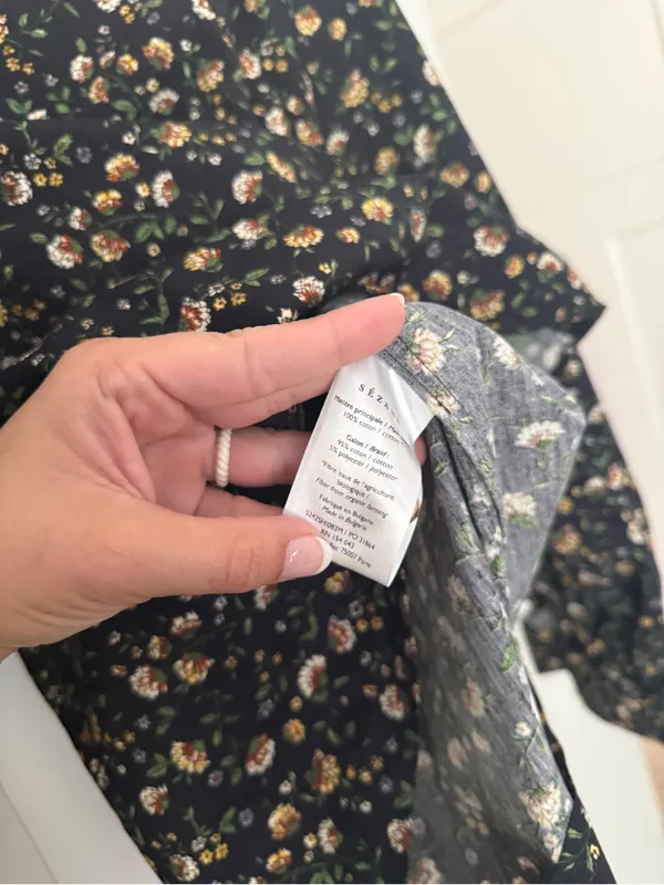 Sézane Chlo Button Down Floral top - Image 3