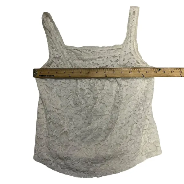 Hollister Y2K Women's White Lace Tank Top Size Small - Image 4