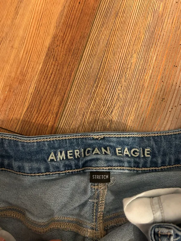 American Eagle Jeans - Image 4