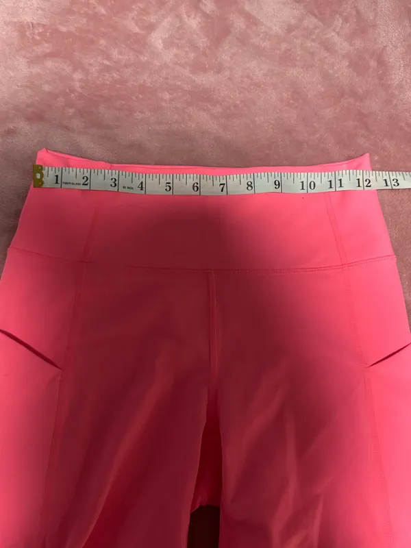 Fabletics shorts  - Image 7