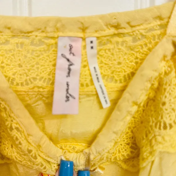 210 | Out‎ From Under Urban Outfitters Womens M Lace Trim Boho Romper Yellow - Image 3