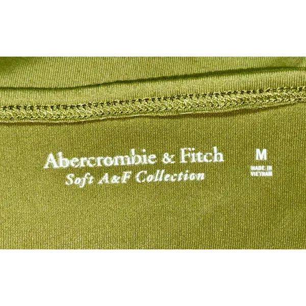 Abercrombie & Fitch Soft AF Green Wide Strap Crop Top Cropped Tank Top Size M - Image 4