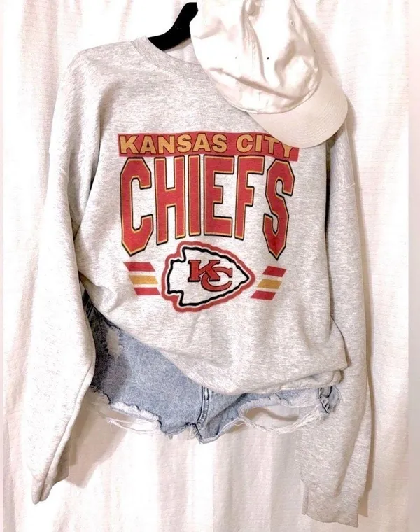 Boutique New /  KC Chiefs Sweatshirt - Image 10