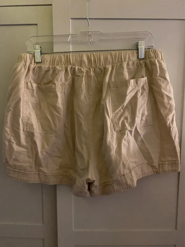 Amazon Light Tan Khaki Cargo Shorts - Image 3