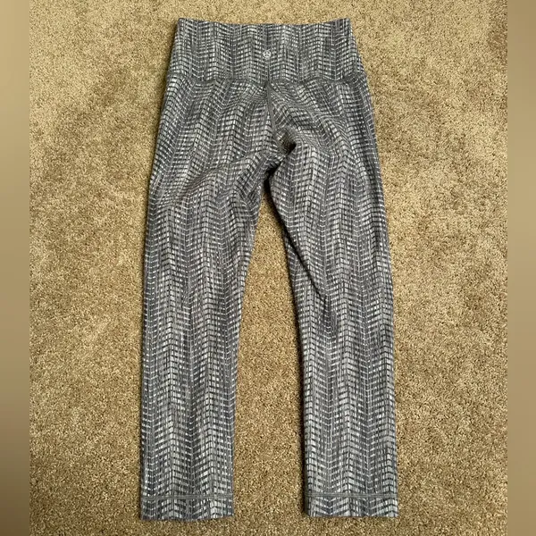 Lululemon‎ Wunder Under Crop Leggings - Image 5