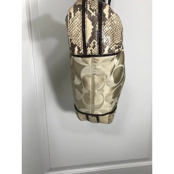 Coach Colette Beige Signature Sateen and Snakeskin Trim Hobo Shoulder Bag EUC - Image 6