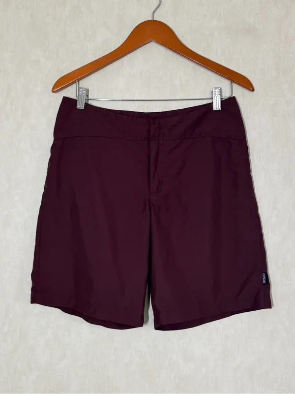 Patagonia Duway Shorts 9” Lightweight in Burgundy 8 - Image 2
