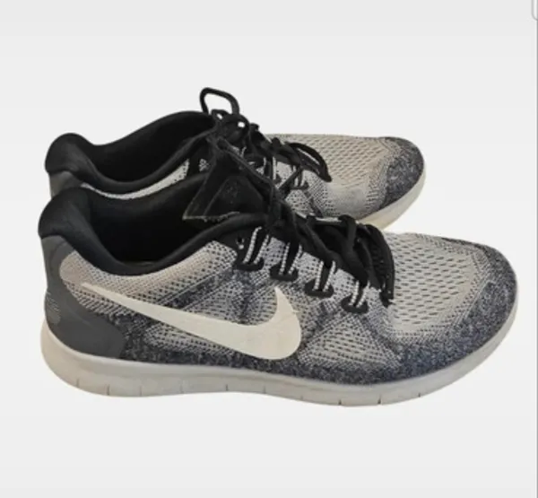 Nike Free 5.0 black & grey running shoes. Size US 8. Regular condition. - Image 2