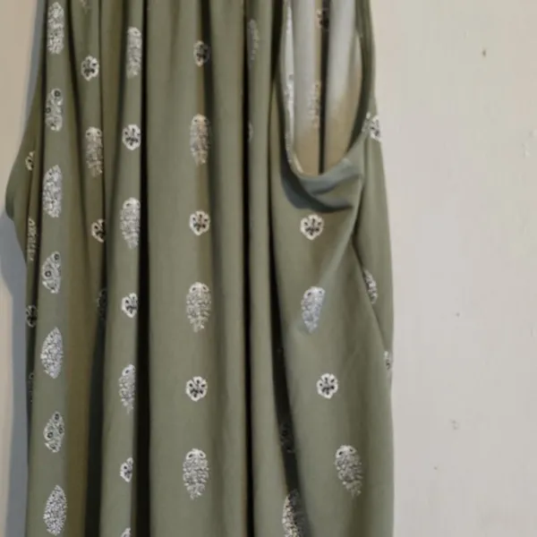 Ann Taylor Factory Olive Sleeveless Top with White Accents - Image 8