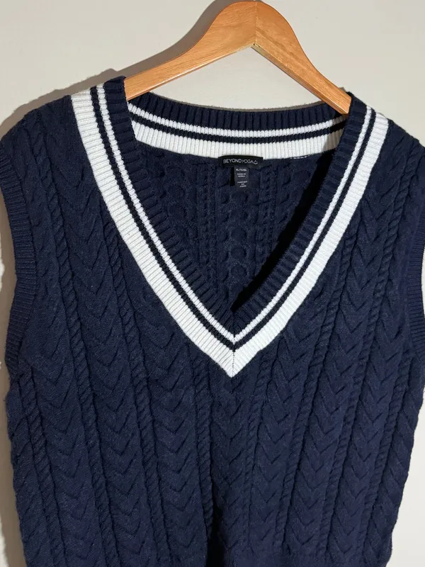 Beyond Yoga The Cable Knit Sweater Vest - Image 4