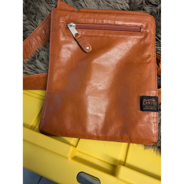 Vintage Canyon Outback Tote-Adobe Clay-Cowhide Leather - Image 16