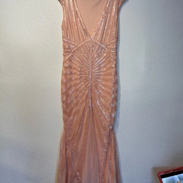 Elegant Peach Evening Gown Pink Size L - Image 5