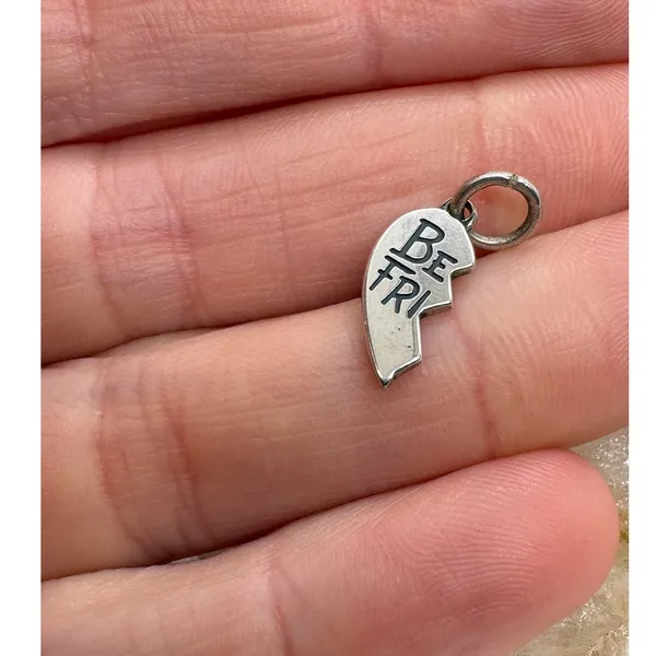 James Avery Sterling Silver Best Friends Heart Charm Half BE FRI 0.82g - Image 2