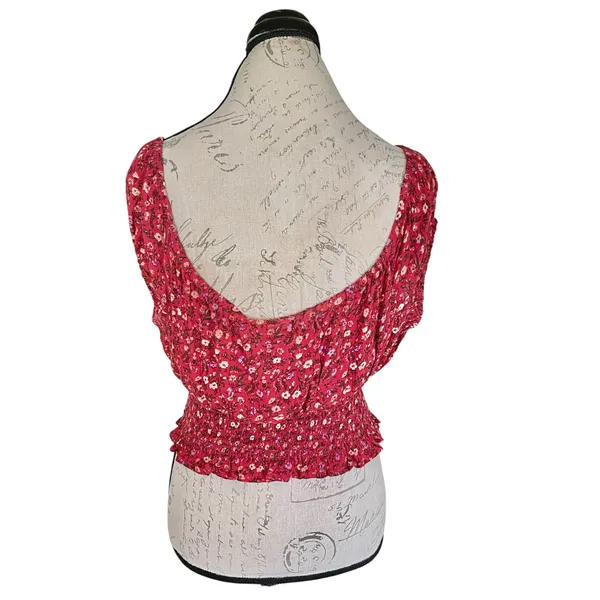 American Eagle Outfitters Red Floral Ditsy Blouse Sz Small Off-Shoulder Cropped - Image 3