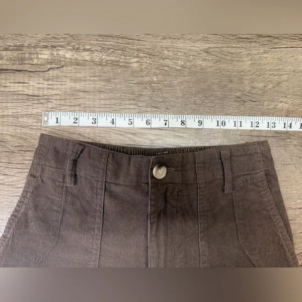 Little lies brown‎ corduroy wide leg pants with raw hem size small - Image 5