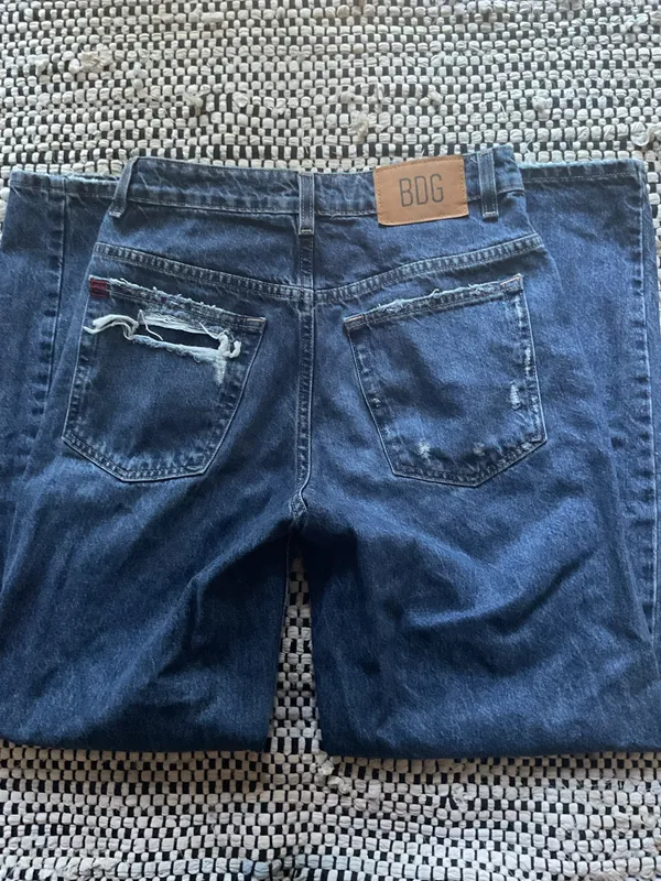 BDG Baggy Jeans - Image 2