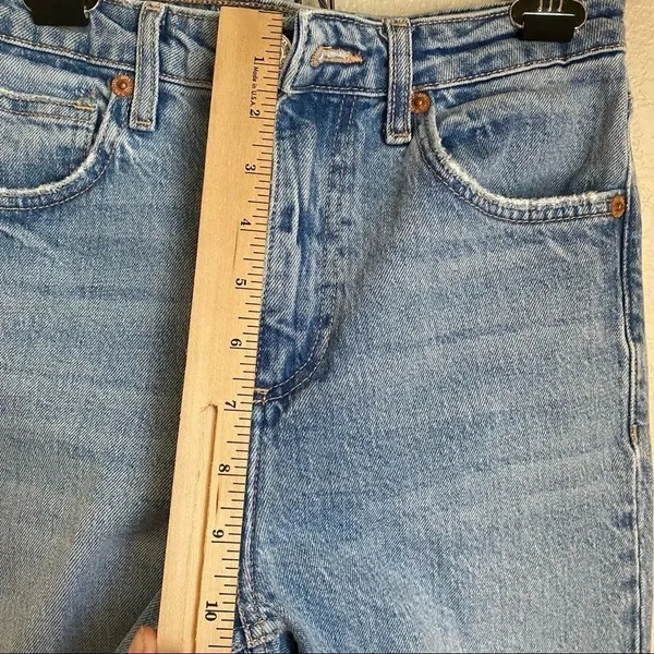 Zara Light Wash High Rise Skinny Distressed Jeans‎ relaxed size 2 - Image 8