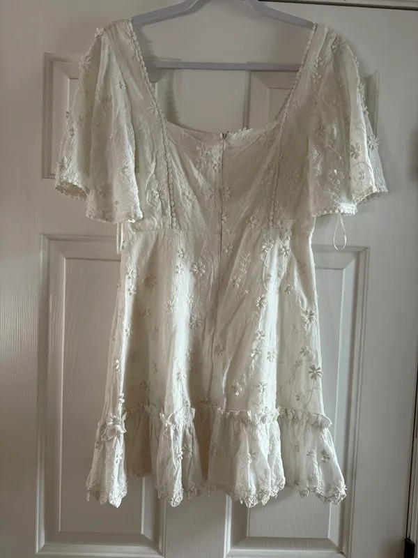Showpo White Dress - Image 4