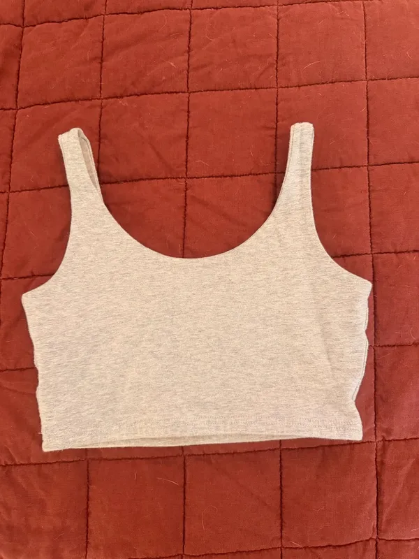 Brandy Melville Grey Tank Top - Image 3
