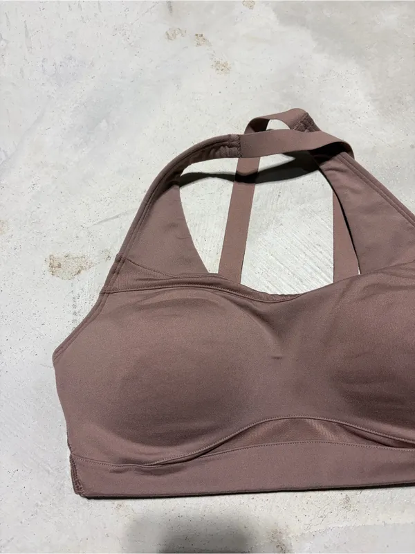 Under armour Padded Sports Bra Brown tan medium - Image 2