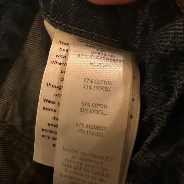 Good American Destroyed Jeans - Image 4