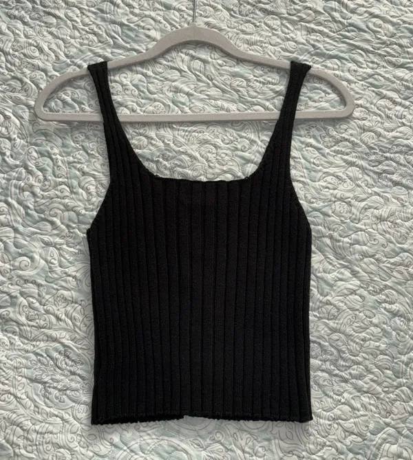 Jun & Ivy Black Tank Top - Image 3